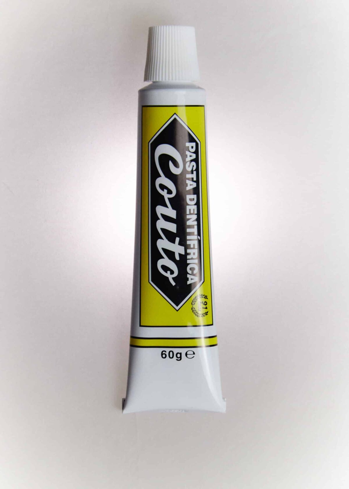 COUTO toothpaste