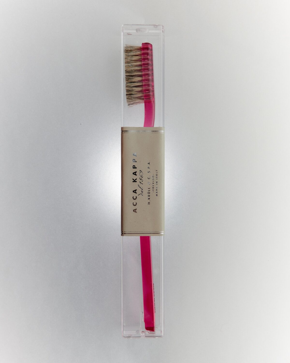 akka kappa badger collection toothbrush pink