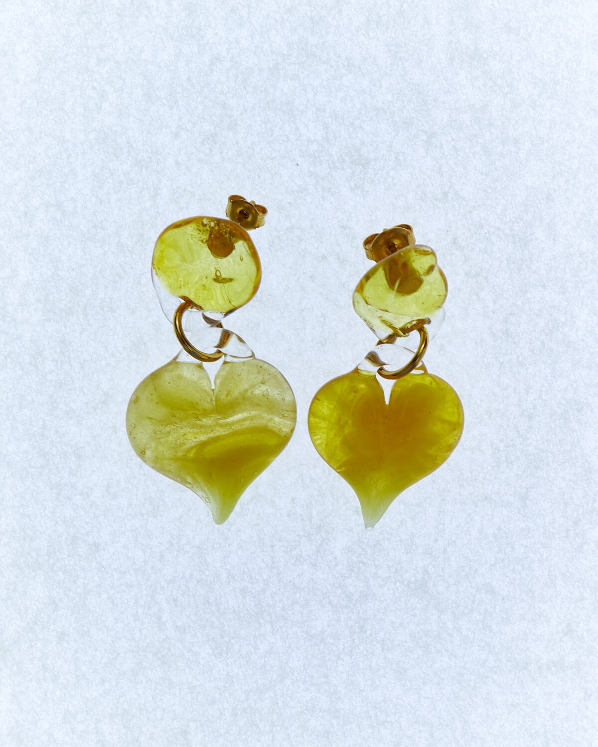 corazon yellow glass earrings levens