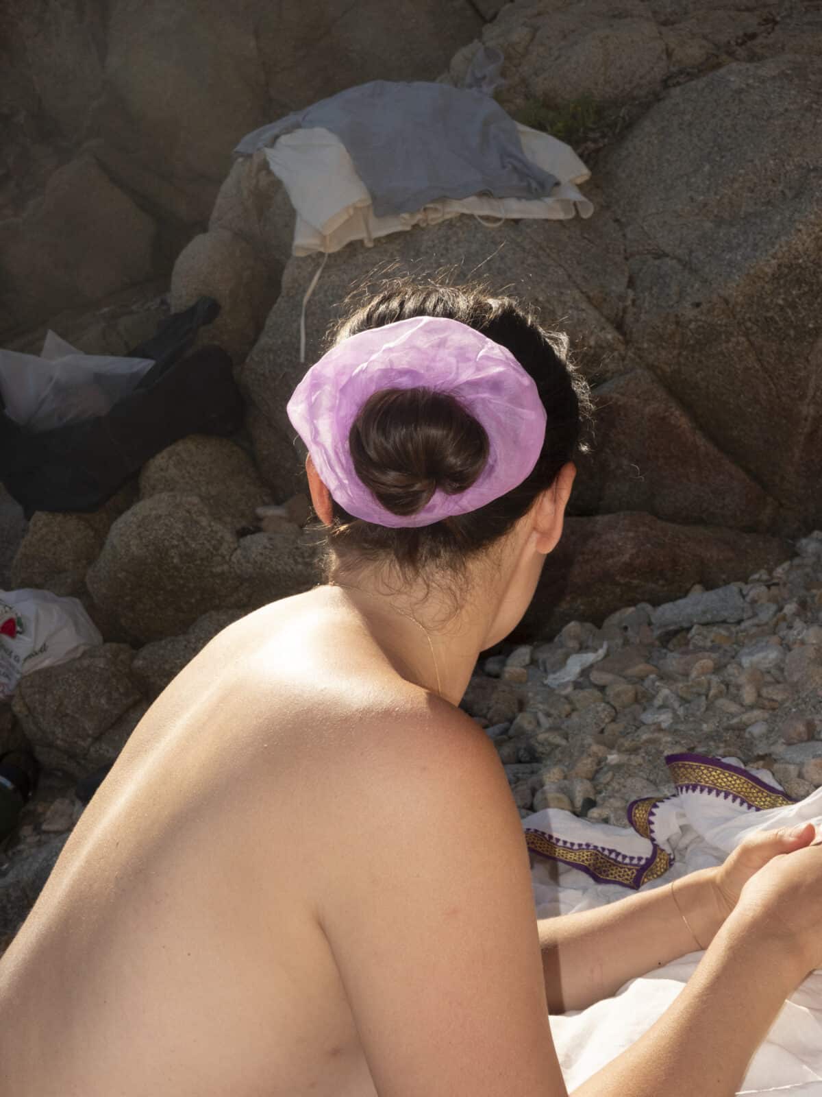 Organza fucsia scrunchie muy frágil