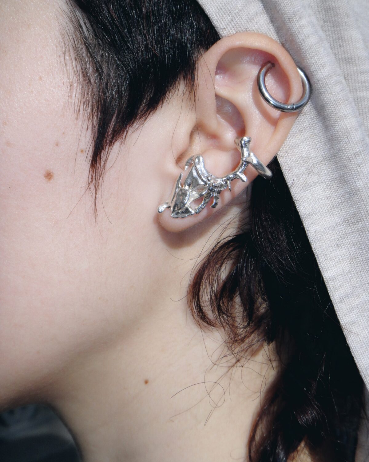 dragon tears silver earcuff gohara