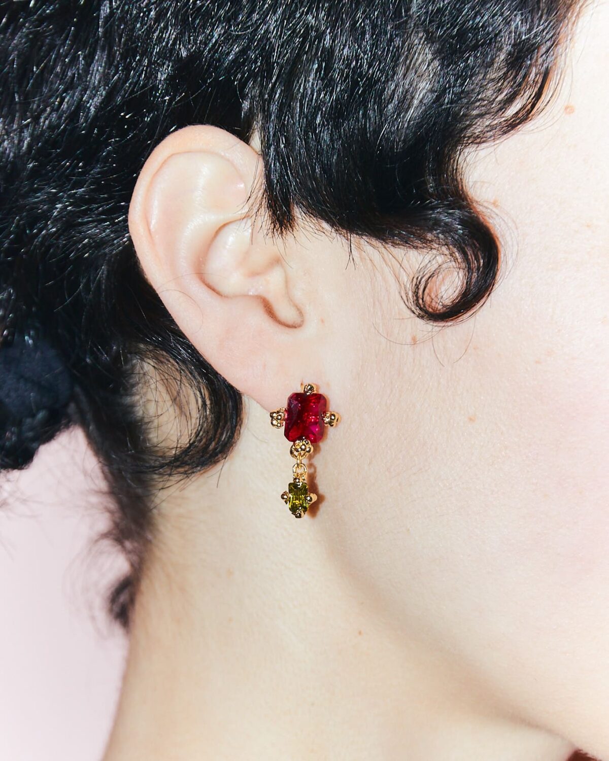 fucsia olive green awake golden earrings sofia rocha