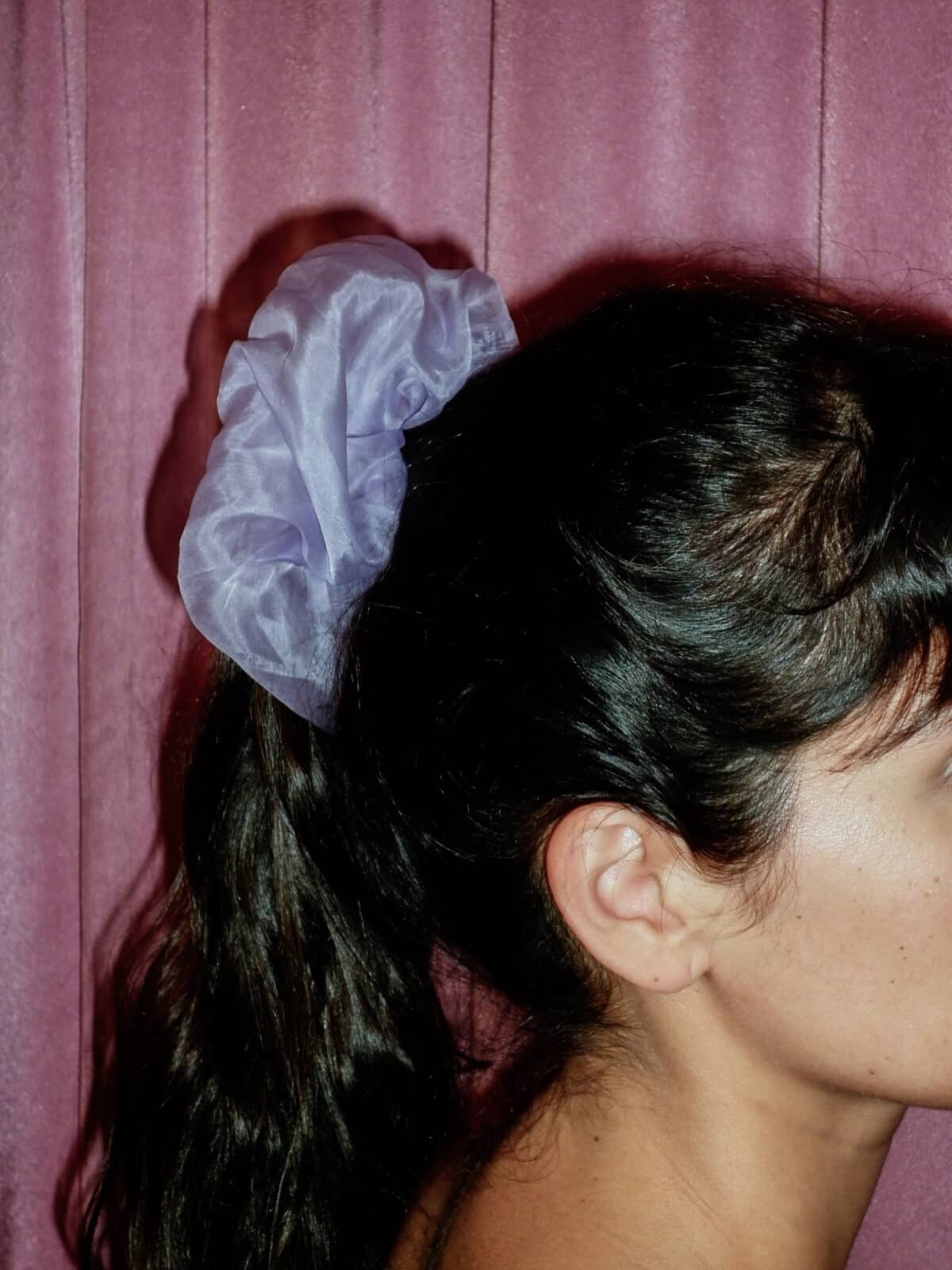 Organza lilac scrunchie muy frágil