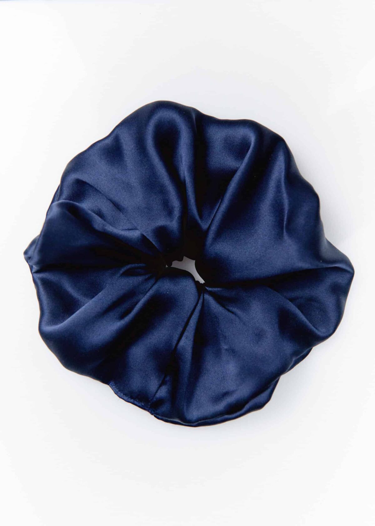 SILK NAVY BLUE scrunchie