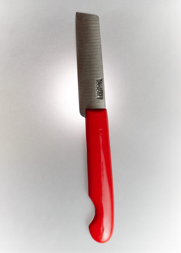 pallarès red knife plastic muy frágil