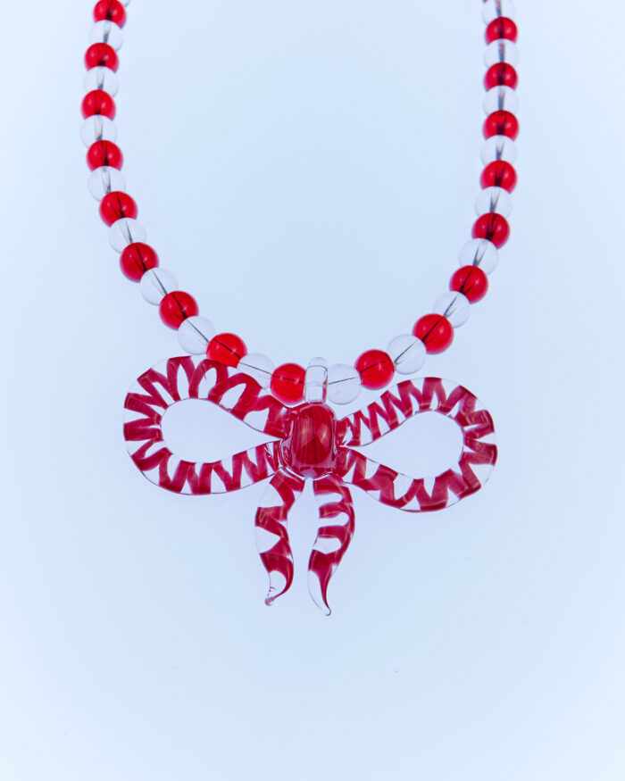 ribbon glass red necklace levens muy frágil