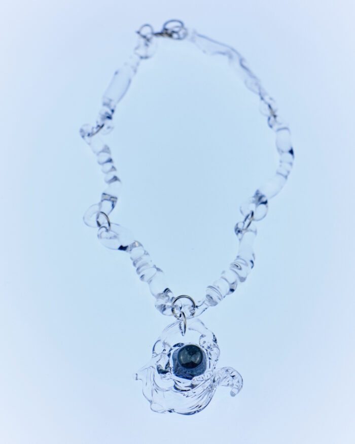 ginger con flor glass necklace levens muy frágil