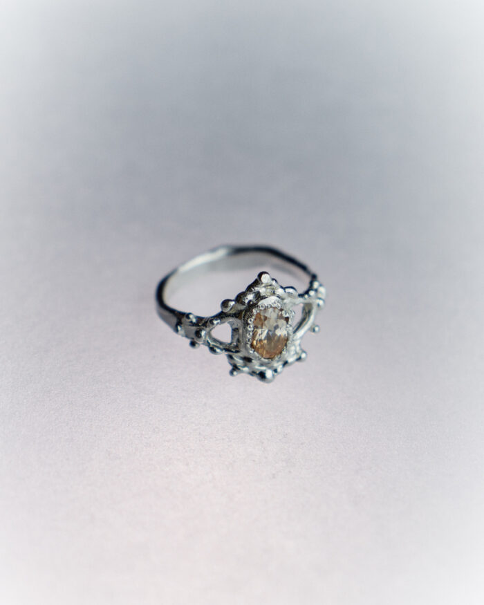sol de mar silver ring champagne sofía rocha muy frágil