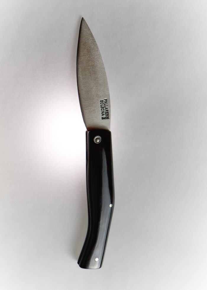 busa black pocket knife pallares muy frágil