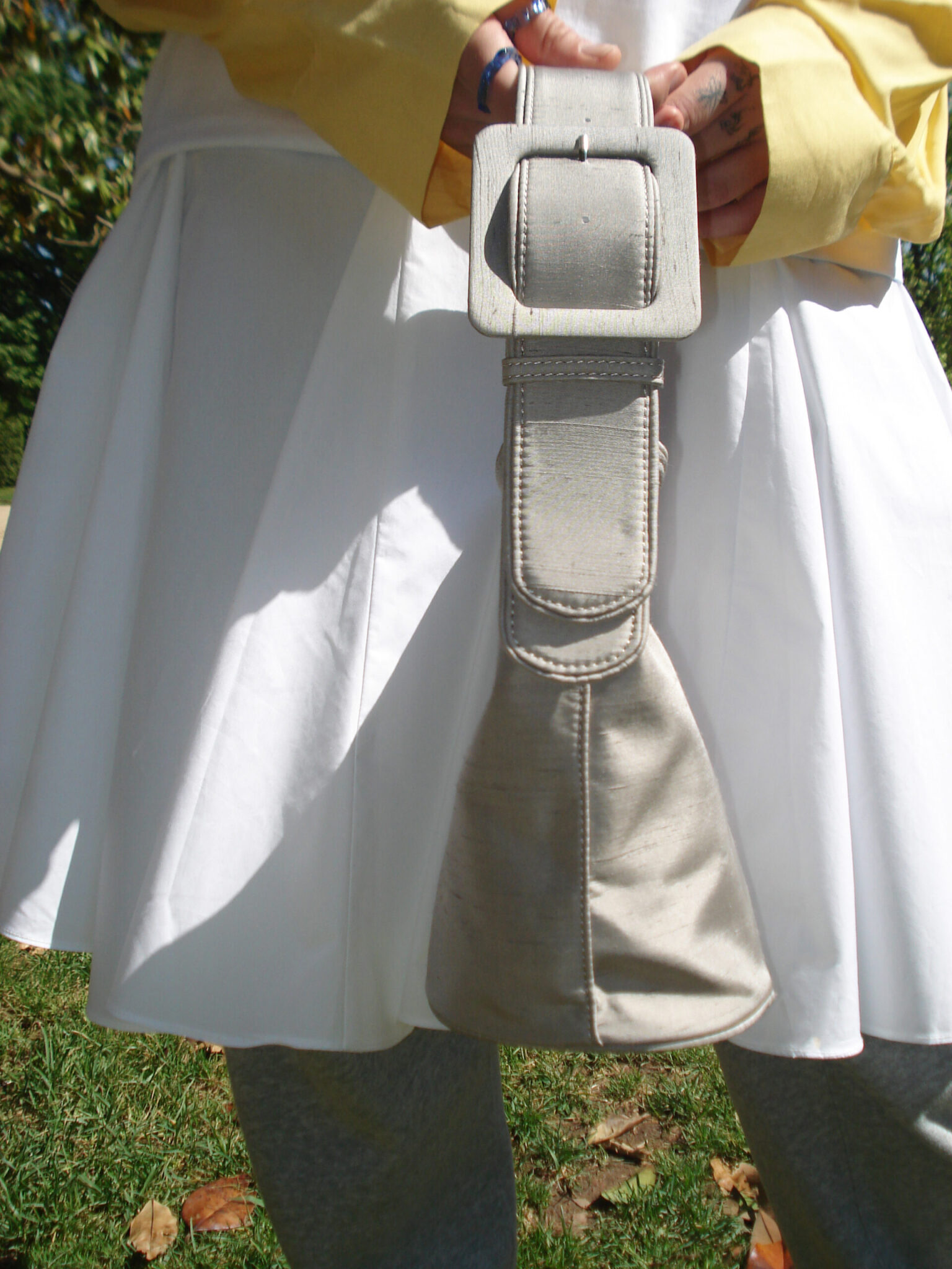 bluma bag silver hai muy frágil