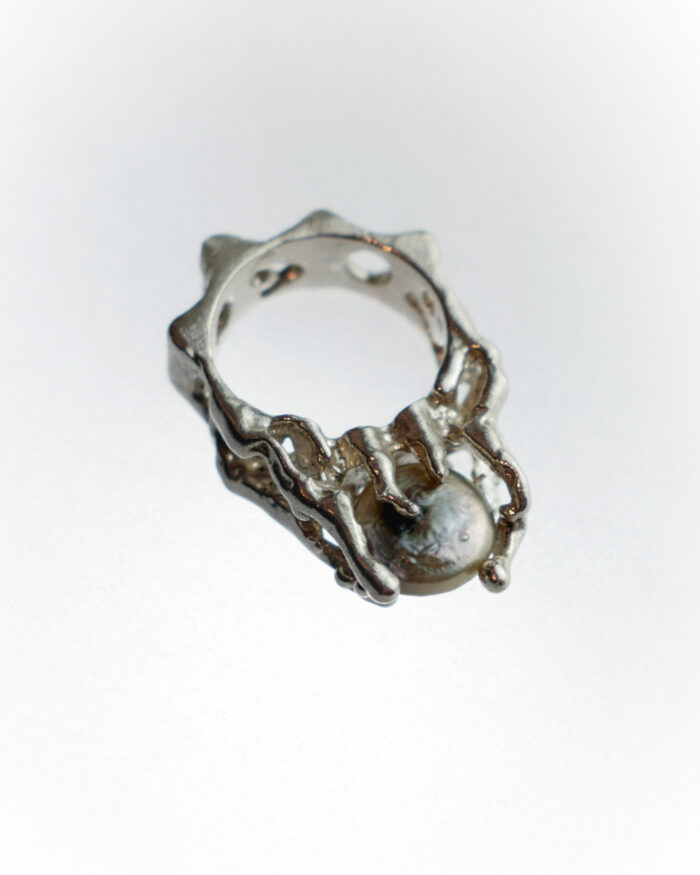 kirsti dark pearl silver ring pendant gohara muy frágil