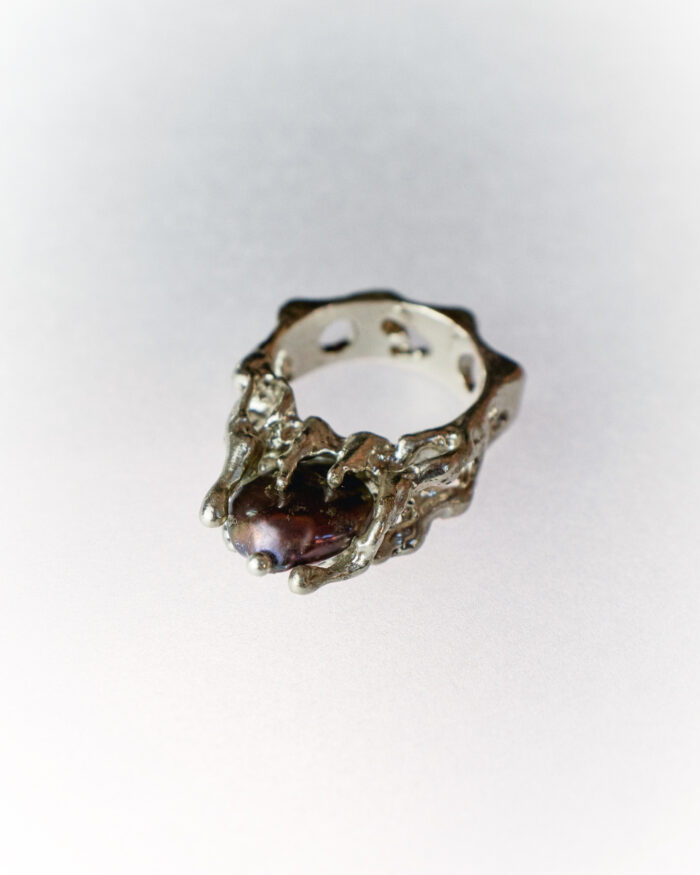 kirsti dark pearl silver ring pendant gohara muy frágil