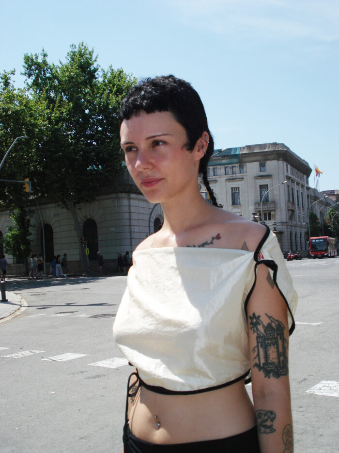 paloma top h05 bilbao muy frágil