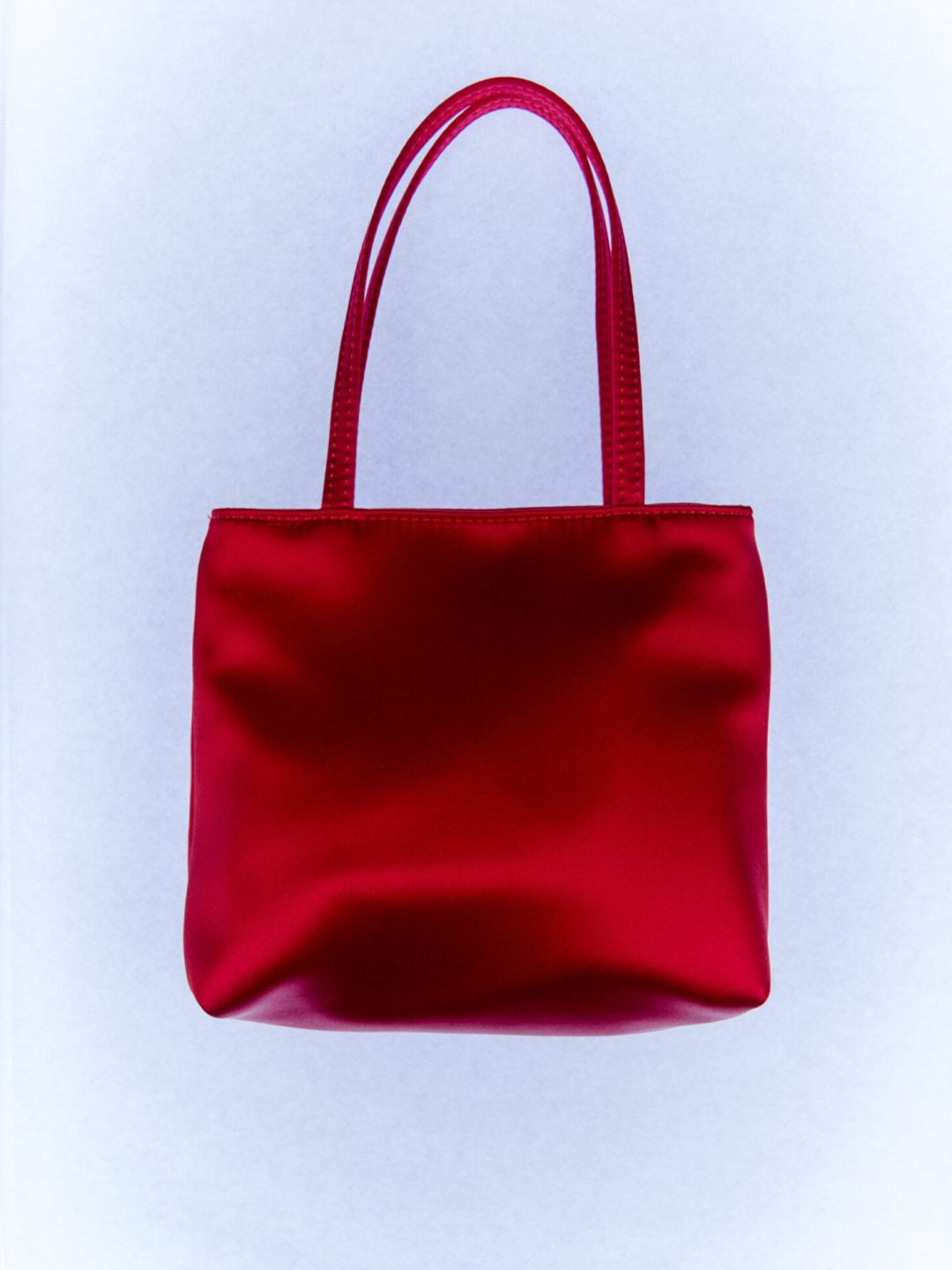 little silk bag red hai muy frágil