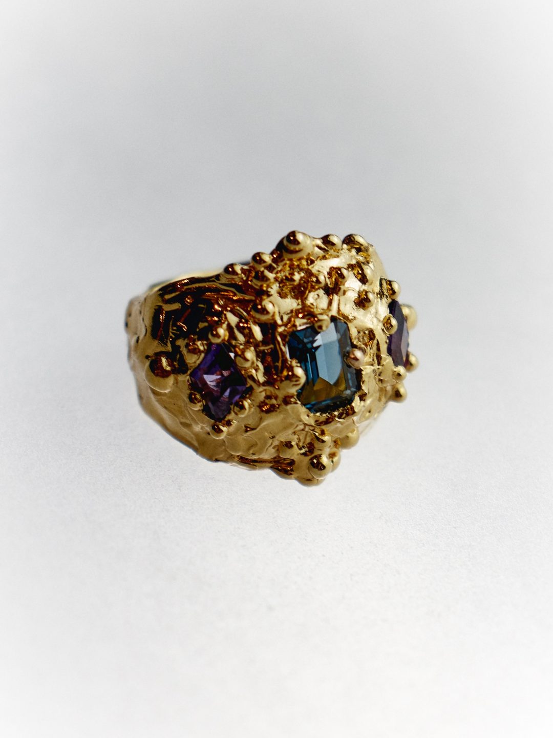 gigante ring golden purple blue sofía rocha