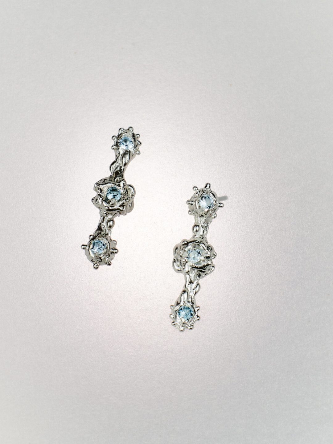 arles silver earrings light blue sofía rocha muy frágil