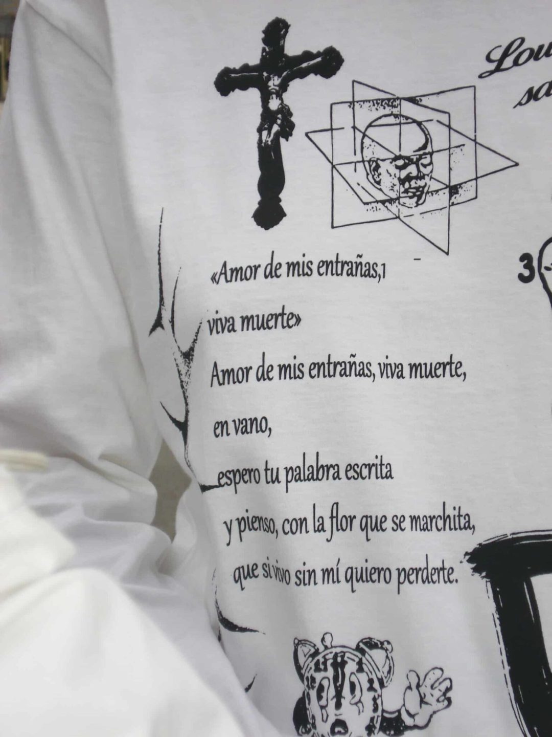 white lou reed tshirt vraja bihari muy frágil