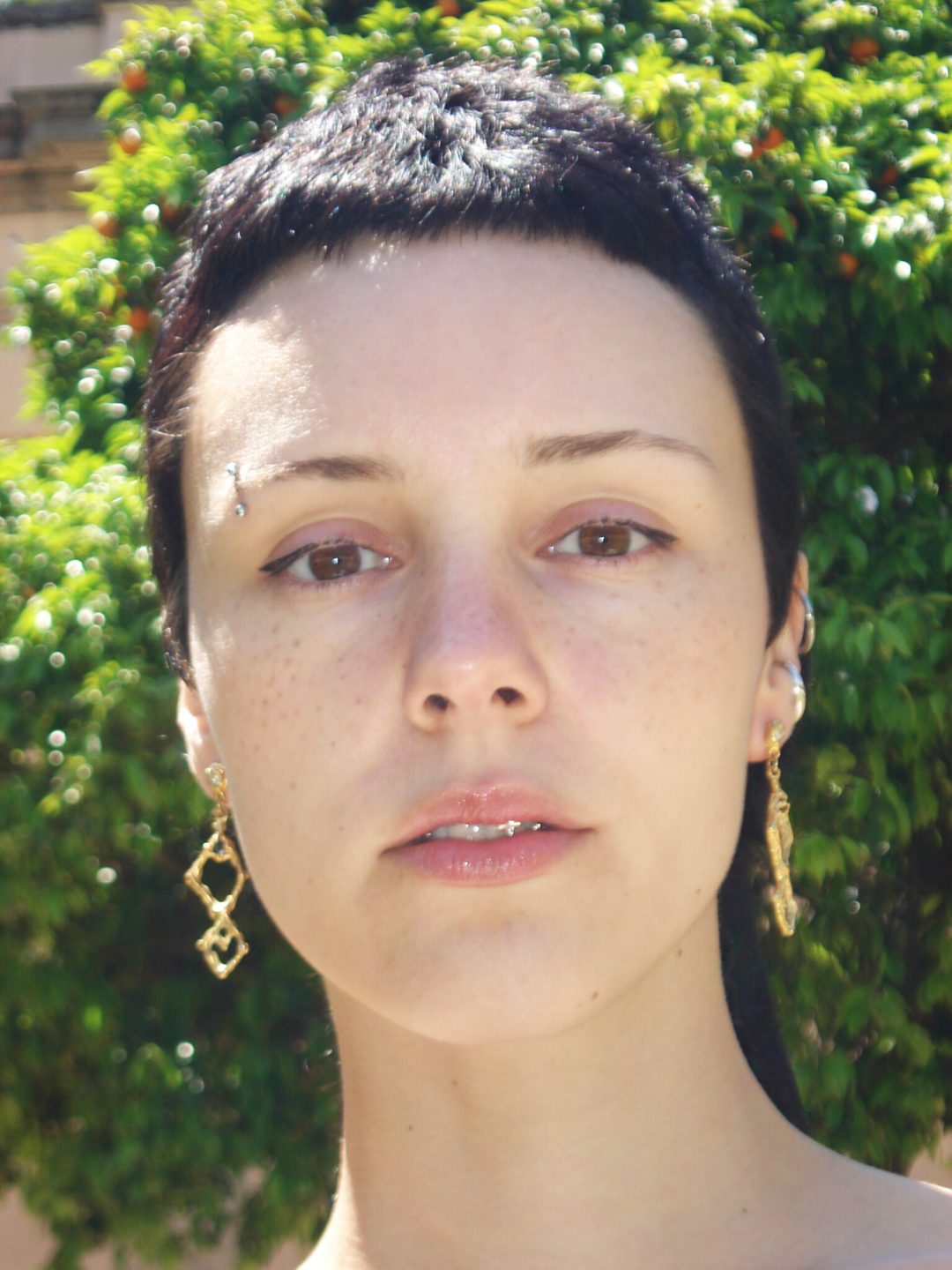 eternal golden earrings sofía rocha muy frágil