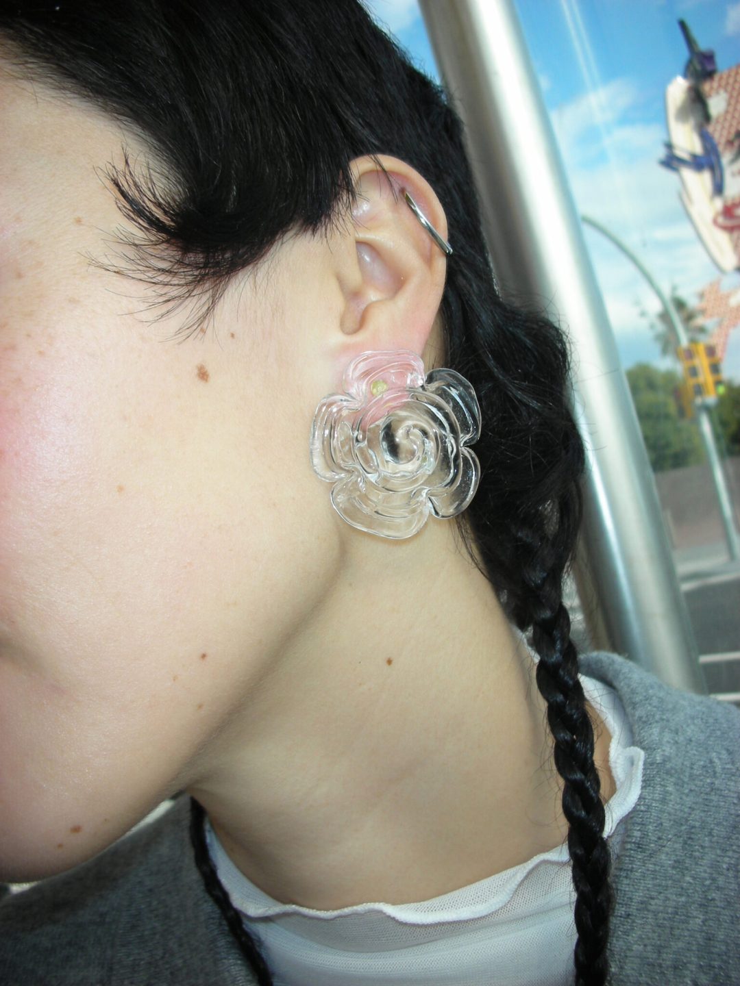 rose earrings clear levens muy frágil