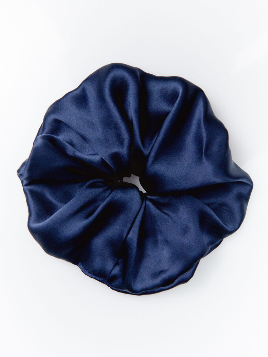 SILK NAVY BLUE scrunchie