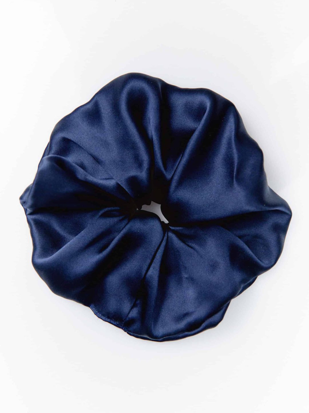 SILK NAVY BLUE scrunchie